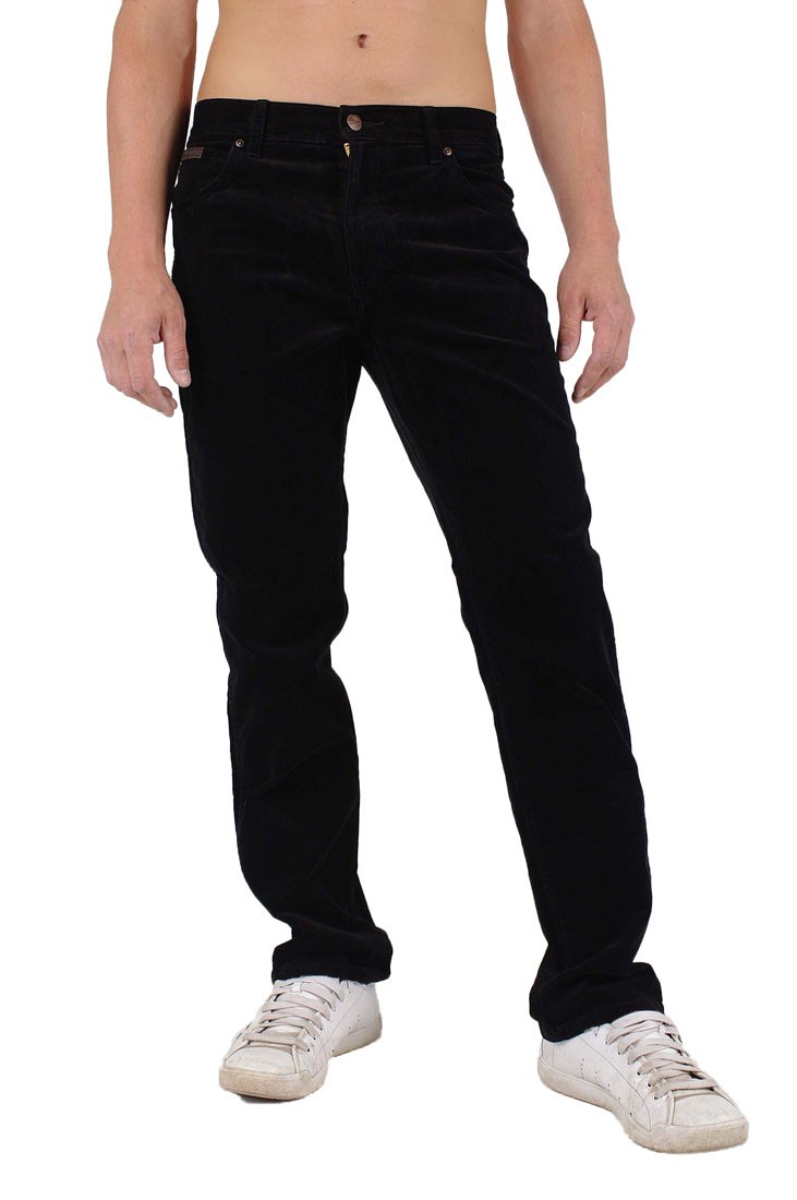 Cordhosen altmodisch oder aktuell?